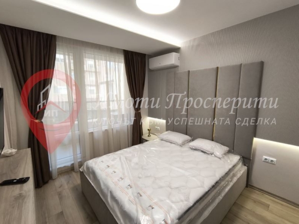 Дава се под наем Тристаен апартамент в София, Кръстова вада - 92 кв.м за 1400 € - Снимка #1