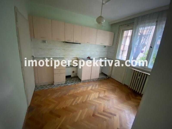 Двустаен апартамент в Пловдив, Център - 57 кв.м за 2492 €/кв.м - Снимка #1