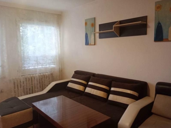 Дава се под наем Двустаен апартамент в Пловдив, Център - 36 кв.м за 350 € - Снимка #1