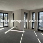 Тристаен апартамент в Пловдив, Център - 130 кв.м за 1916 €/кв.м - Снимка #1