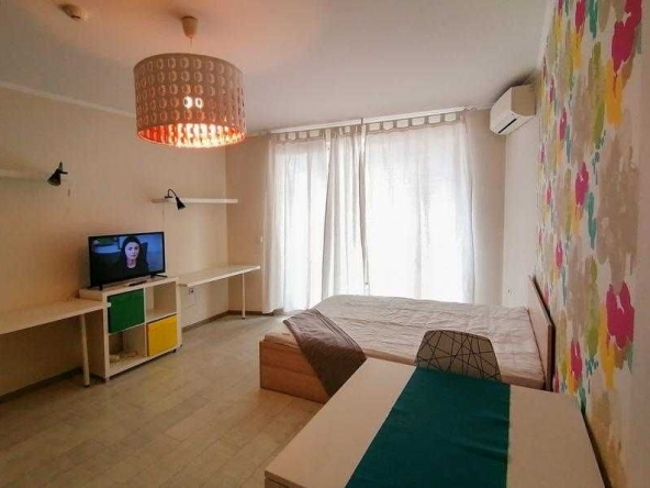 Дава се под наем Едностаен апартамент в София, Гоце Делчев - 40 кв.м за 325 € - Снимка #1