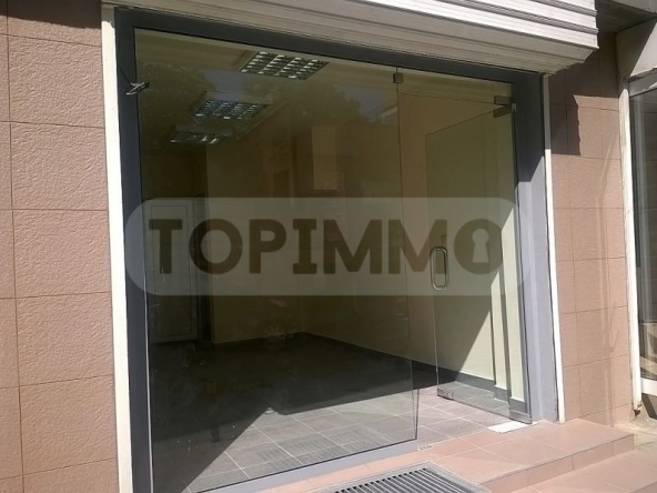 Магазин в Варна, Централна поща - 16 кв.м за 4063 €/кв.м - Снимка #1