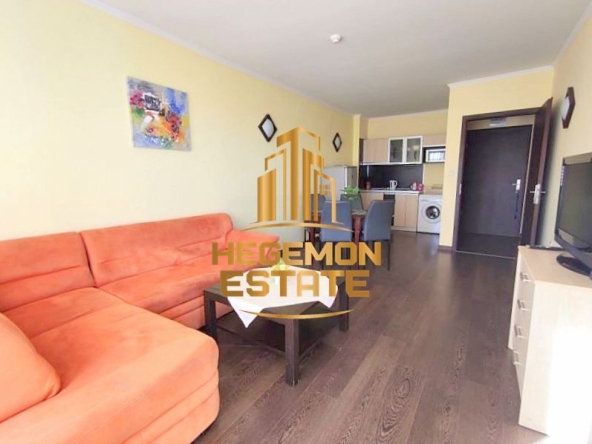 Двустаен апартамент в к.к. Златни пясъци - 68 кв.м за 1309 €/кв.м - Снимка #1