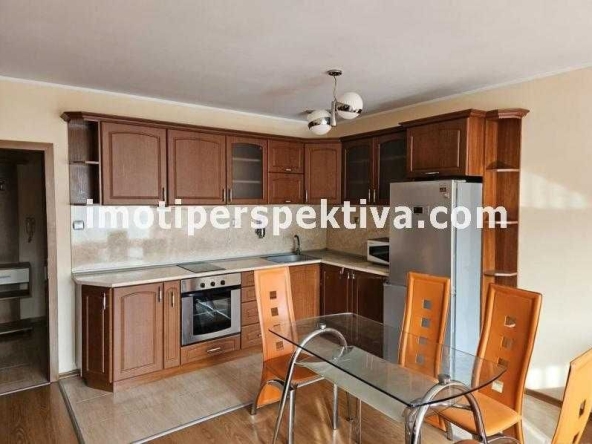 Двустаен апартамент в Пловдив, Кючук Париж - 72 кв.м за 1889 €/кв.м - Снимка #1