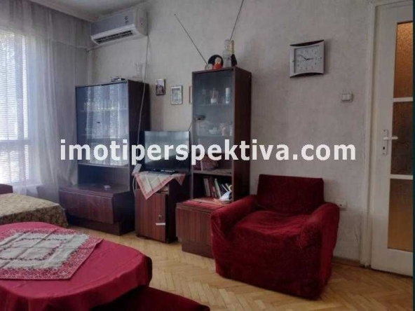 Двустаен апартамент в Пловдив, Център - 56 кв.м за 2095 €/кв.м - Снимка #1