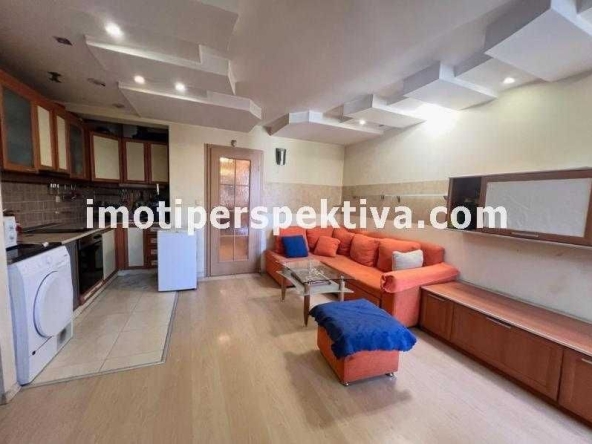 Тристаен апартамент в Пловдив, Център - 91 кв.м за 2341 €/кв.м - Снимка #1