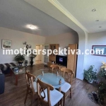 Тристаен апартамент в Пловдив, Център - 83 кв.м за 2025 €/кв.м - Снимка #1