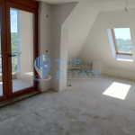 Мезонет в Велико Търново, Център - 198 кв.м за 2003 €/кв.м - Снимка #1