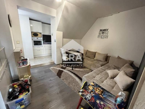 Дава се под наем Тристаен апартамент в Варна, Възраждане 1 - 85 кв.м за 460 € - Снимка #1