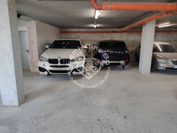 Дава се под наем Гараж / Паркомясто в Варна, Възраждане 3 - 16 кв.м за 55 € - Снимка #1