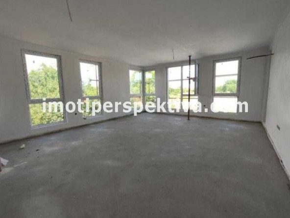 Тристаен апартамент в Пловдив, Беломорски - 127 кв.м за 1103 €/кв.м - Снимка #1