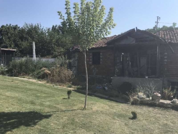 Къща в с. Брягово, Област Пловдив - 60 кв.м за 584 €/кв.м - Снимка #1