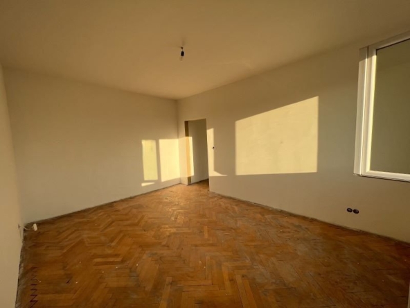 Тристаен апартамент в София, Борово - 90 кв.м за 1945 €/кв.м - Снимка #1