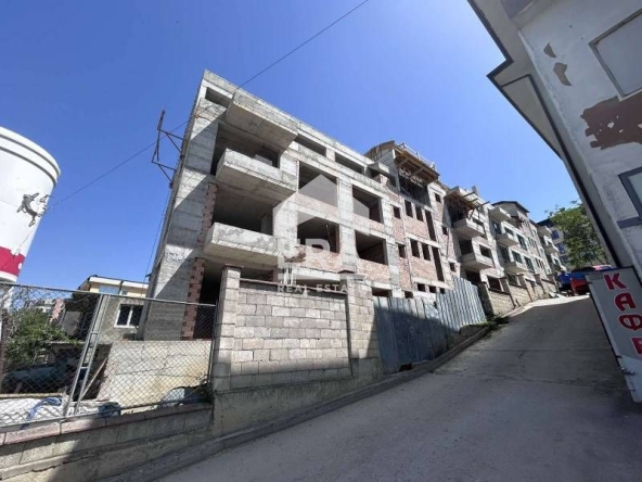 Тристаен апартамент в Варна, м-т Пчелина - 51 кв.м за 1746 €/кв.м - Снимка #1