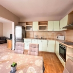 Тристаен апартамент в Варна, Централна поща - 120 кв.м за 1567 €/кв.м - Снимка #1