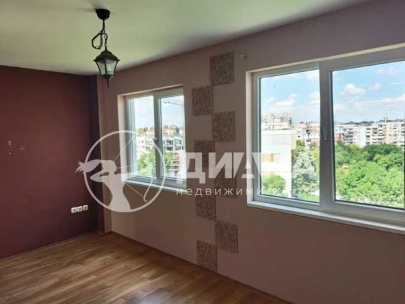 Тристаен апартамент в Пловдив, Тракия - 93 кв.м за 1183 €/кв.м - Снимка #1