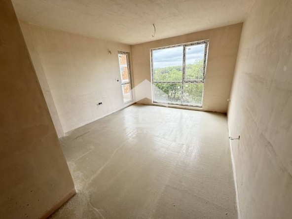 Двустаен апартамент в Варна, Младост 2 - 57 кв.м за 1667 €/кв.м - Снимка #1