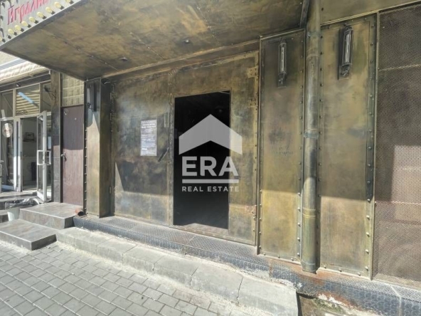 Дава се под наем Магазин в Варна, Лятно кино Тракия - 150 кв.м за 1534 € - Снимка #1