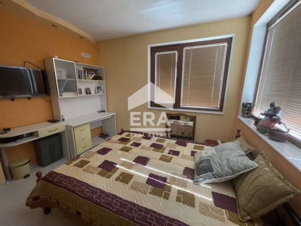 Къща в Горна Оряховица - 100 кв.м за 1140 €/кв.м - Снимка #1