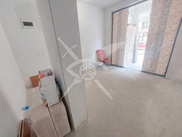 Магазин в Поморие - 30 кв.м за 1367 €/кв.м - Снимка #1