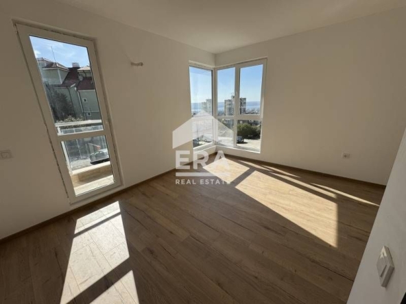 Двустаен апартамент в Варна, м-т Пчелина - 50 кв.м за 2060 €/кв.м - Снимка #1