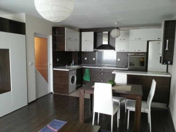 Дава се под наем Тристаен апартамент в София, Редута - 105 кв.м за 499.8 € - Снимка #1