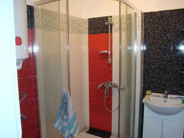 Дава се под наем Тристаен апартамент в София, Дървеница - 105 кв.м за 489.6 € - Снимка #1