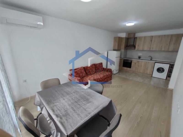 Дава се под наем Двустаен апартамент в Варна, Младост 2 - 60 кв.м за 459 € - Снимка #1