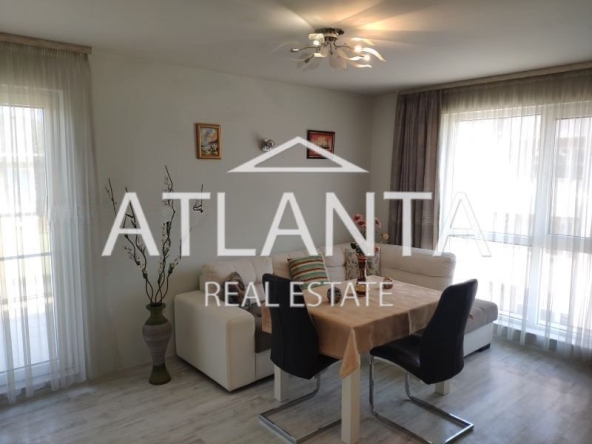 Двустаен апартамент в Варна, Център - 73 кв.м за 3144 €/кв.м - Снимка #1