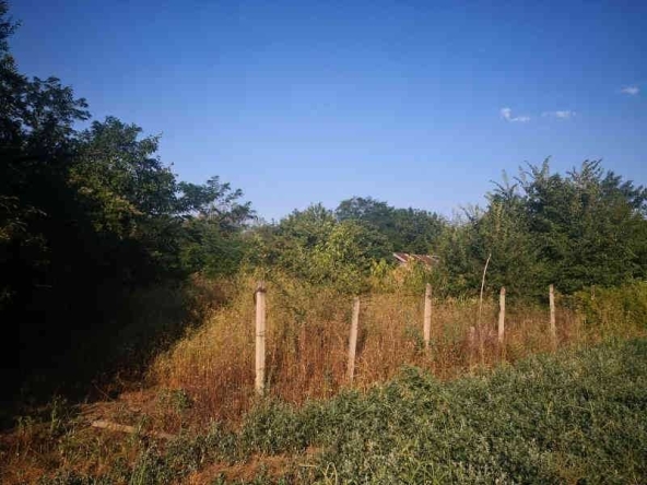 Парцел в Перущица - 882 кв.м за 29 €/кв.м - Снимка #1