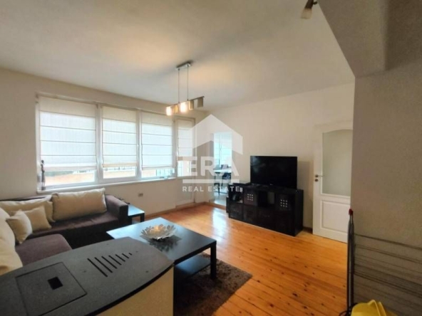 Етаж от къща в Варна, Аспарухово - 202 кв.м за 768 €/кв.м - Снимка #1