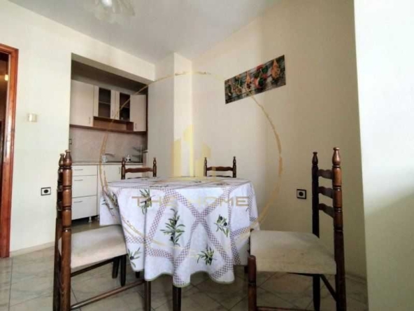 Дава се под наем Тристаен апартамент в Варна, Спортна зала - 80 кв.м за 600 € - Снимка #1