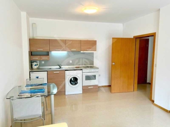 Двустаен апартамент в к.к. Слънчев бряг - 75 кв.м за 1107 €/кв.м - Снимка #1