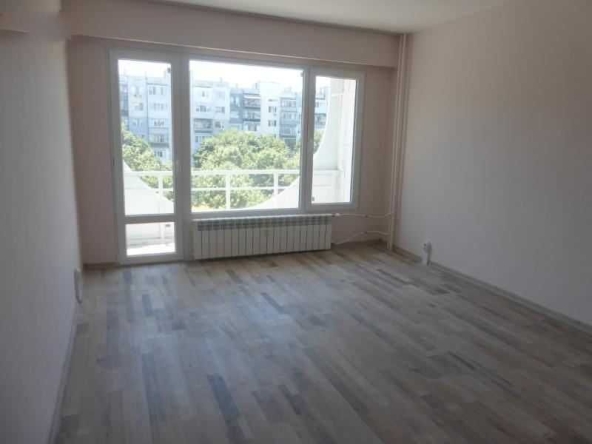 Двустаен апартамент в София, Център - 57 кв.м за 2369 €/кв.м - Снимка #1