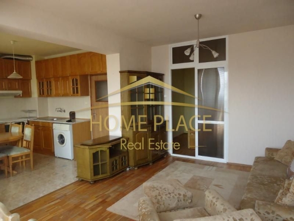 Дава се под наем Двустаен апартамент в Варна, Цветен квартал - 60 кв.м за 433.5 € - Снимка #1