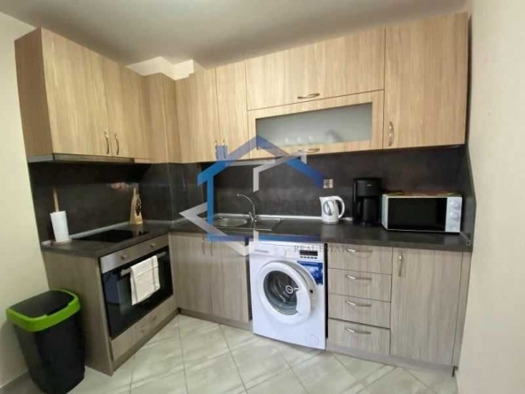 Дава се под наем Двустаен апартамент в Варна, Гръцка махала - 66 кв.м за 561 € - Снимка #1