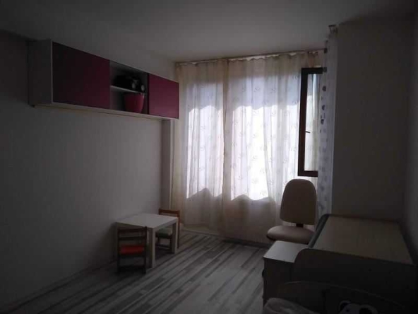 Тристаен апартамент в София, Банишора - 75 кв.м за 2240 €/кв.м - Снимка #1