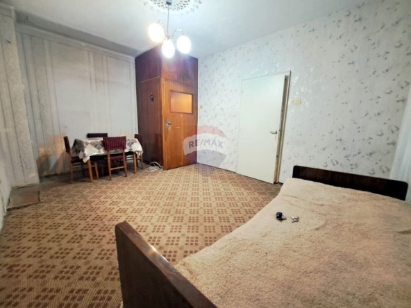 Двустаен апартамент в Варна, Базар Левски - 55 кв.м за 2182 €/кв.м - Снимка #1