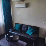 Дава се под наем Двустаен апартамент в София, Център - 55 кв.м за 586.5 € - Снимка #1