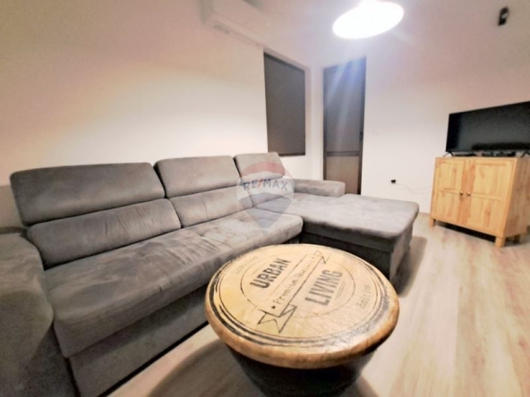 Дава се под наем Двустаен апартамент в Варна, Левски - 60 кв.м за 382.5 € - Снимка #1