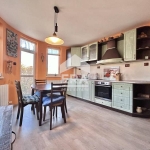 Дава се под наем Четиристаен апартамент в София, Оборище - 90 кв.м за 900 € - Снимка #1