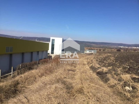 Парцел в с. Тополи, Област Варна - 3800 кв.м за 31 €/кв.м - Снимка #1