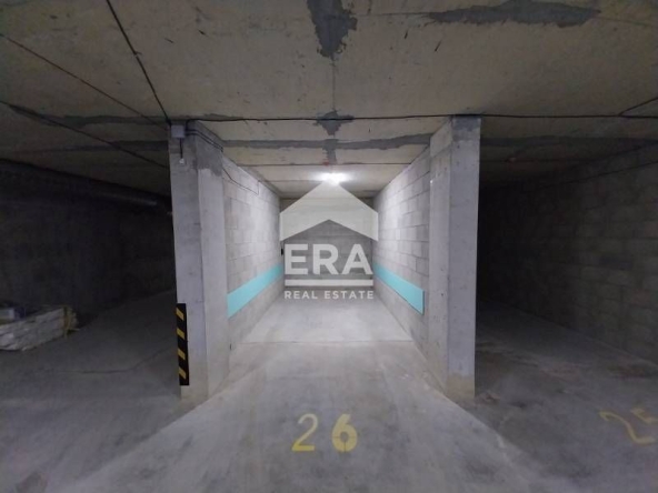 Гараж / Паркомясто в Варна, м-т Планова - 12 кв.м за 1250 €/кв.м - Снимка #1