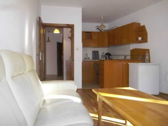 Тристаен апартамент в София, Красна поляна 3 - 95 кв.м за 1895 €/кв.м - Снимка #1