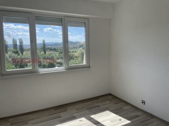 Многостаен апартамент в Крумовград - 96 кв.м за 691 €/кв.м - Снимка #1