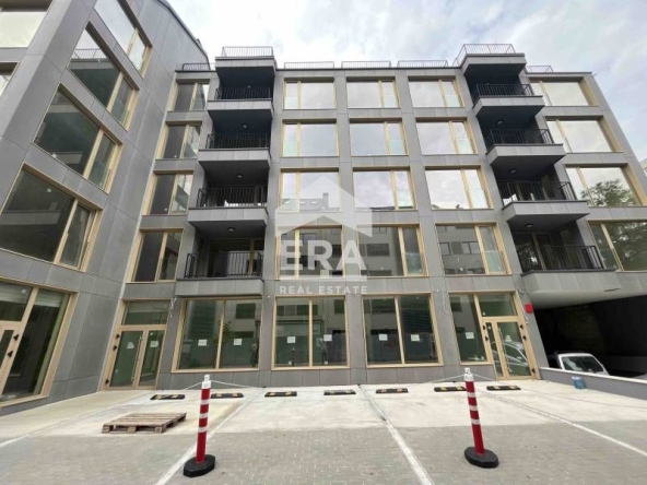 Двустаен апартамент в Варна, Център - 66 кв.м за 2197 €/кв.м - Снимка #1