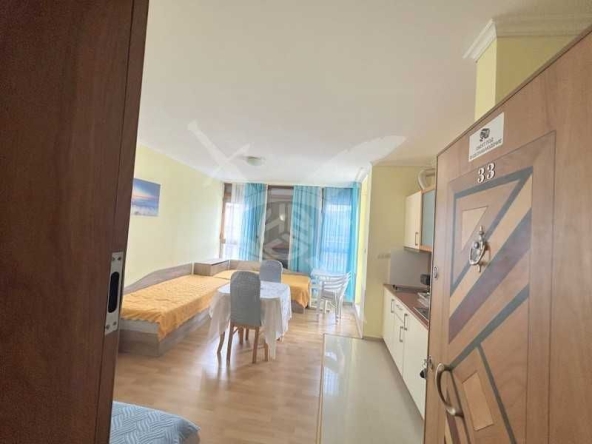 Едностаен апартамент в к.к. Слънчев бряг - 50 кв.м за 994 €/кв.м - Снимка #1