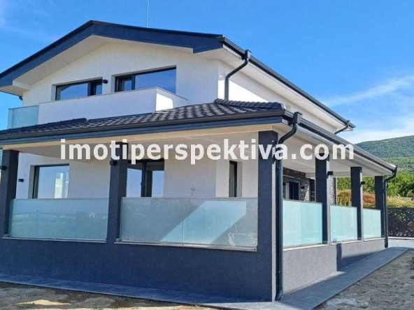 Къща в с. Брестник, Област Пловдив - 105 кв.м за 2715 €/кв.м - Снимка #1