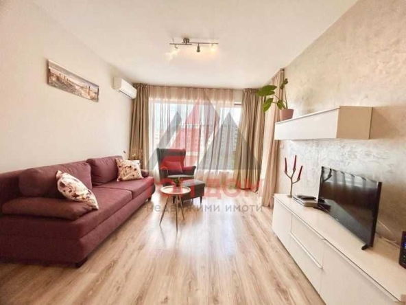 Дава се под наем Двустаен апартамент в Варна, Аспарухово - 67 кв.м за 550 € - Снимка #1