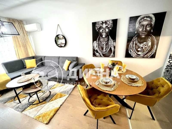 Тристаен апартамент в Пловдив, Кючук Париж - 95 кв.м за 2053 €/кв.м - Снимка #1